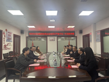 江西省融資擔(dān)保業(yè)協(xié)會(huì)秘書長(zhǎng)鄧云平一行蒞臨公司考察